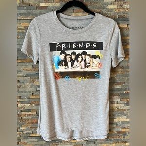 FRIENDS - Friends Cast at Diner T-Shirt - Gray - Size M